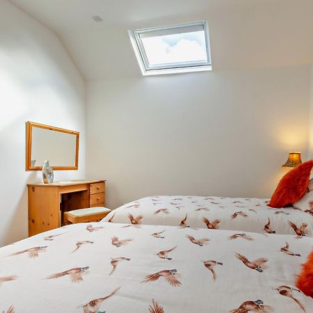Вилла 2 Bed In Filey 79280 Wold Newton  Экстерьер фото